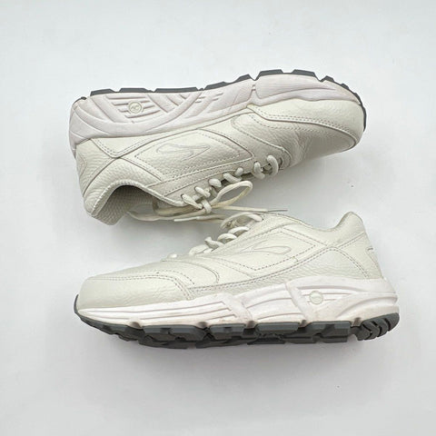 Brooks Addiction Walker Bone Leather Walking Shoes Women's Size 8 D Wide
