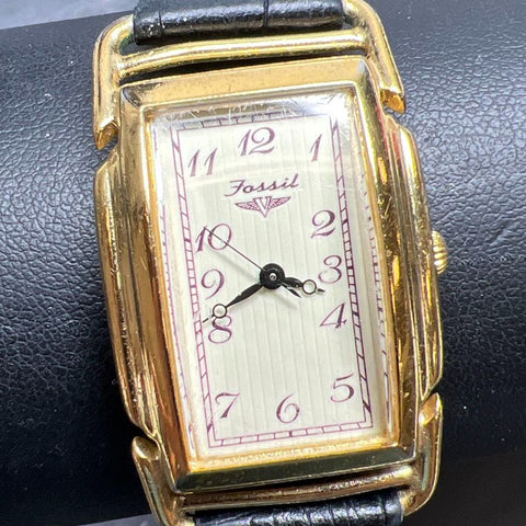 Fossil Vintage VT2493 Wristwatch New Battery