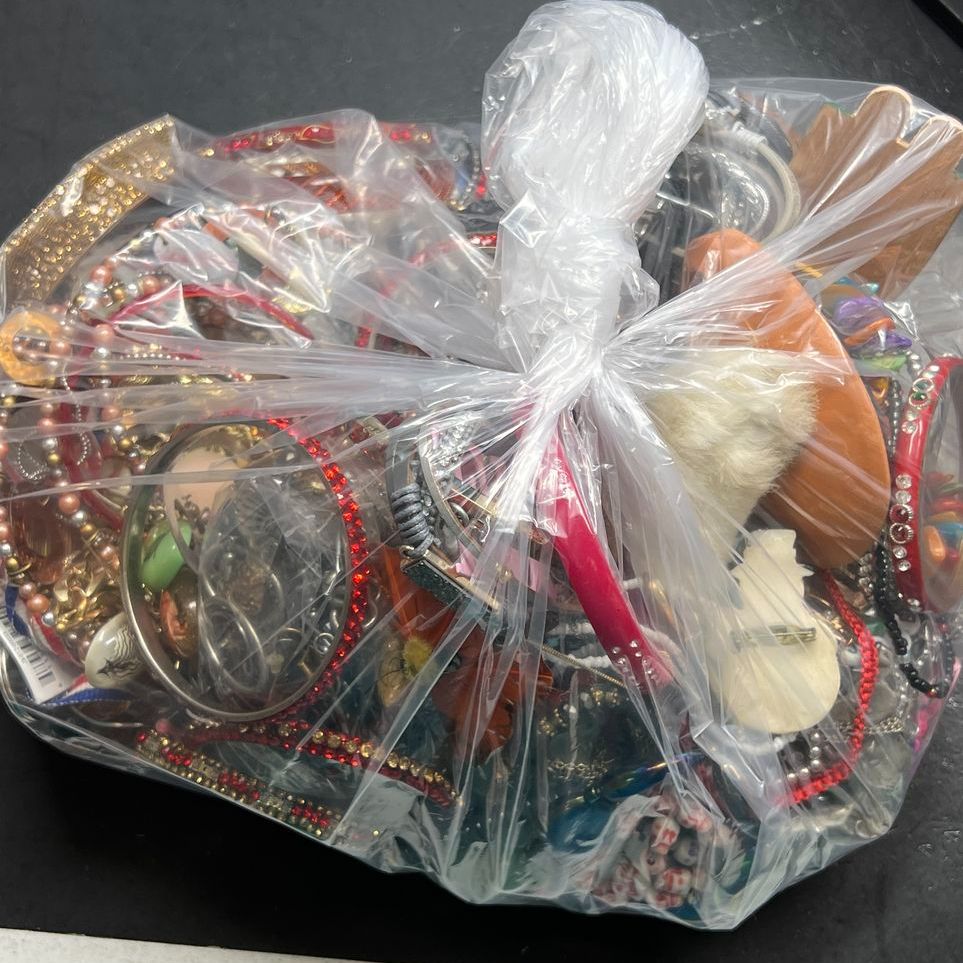 5 Lbs Costume Jewelry Grab Bag
