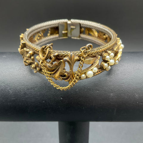Vintage Florenza Gold Tone Faux Pearl Hinged Bangle Bracelet Floral 7"