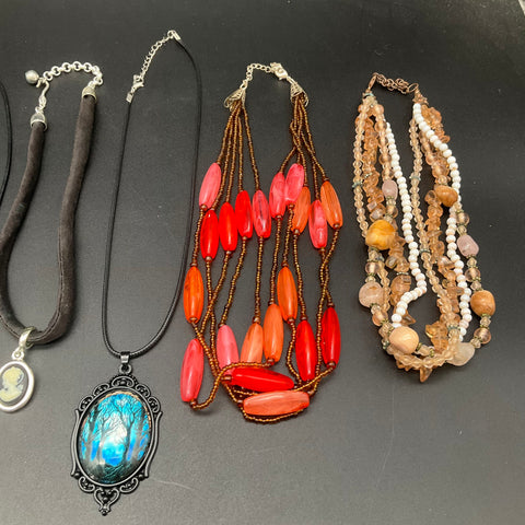 Vintage Modern Costume Jewelry Lot 9 Necklaces Beaded Pendants Kansas State MOP