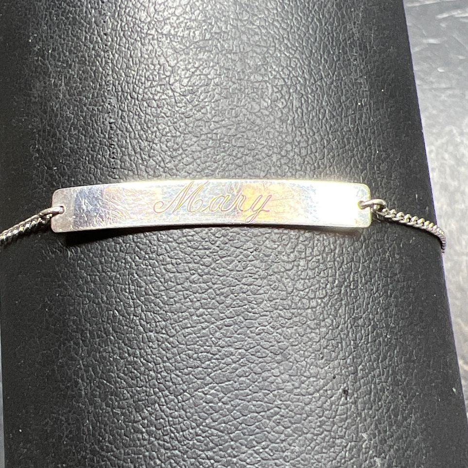 925 Sterling Silver Mary Engraved Bracelet 1.35g