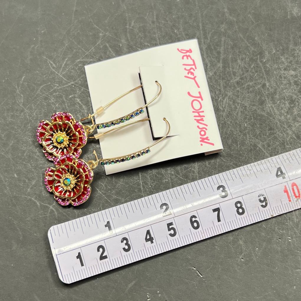 Betsey Johnson Red tones Flower Earrings NWT
