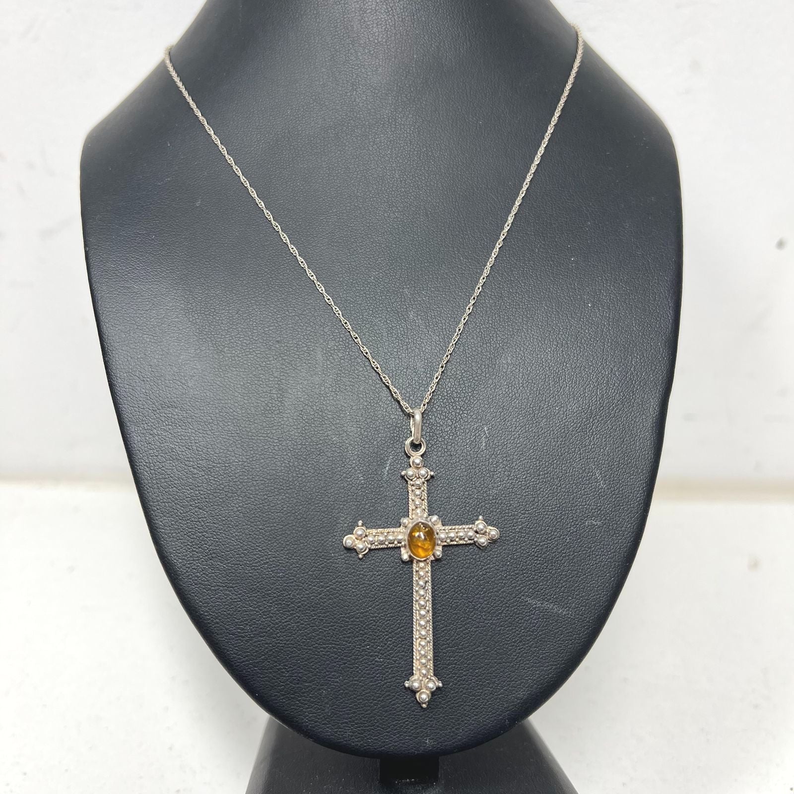 925 Sterling Silver Cross Pendant W Gemstone On Cable Chain Necklace