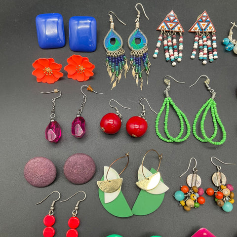 Vintage to Modern Costume Jewelry Earring Lot 0.49 Lbs Boho Beaded Floral