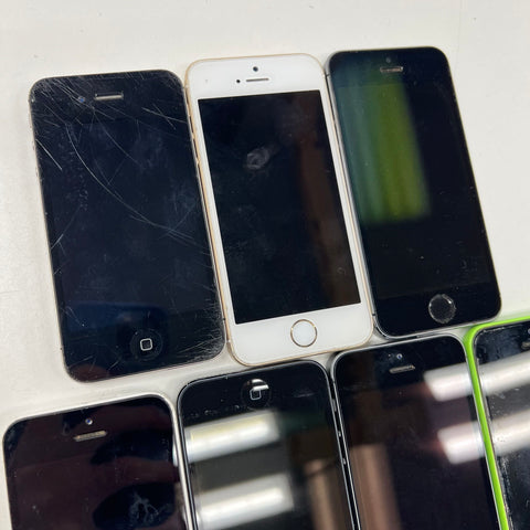 Apple iPhone 4S 5 5c 5s SE Lot of 7 Smartphones Passcode Locked For Parts