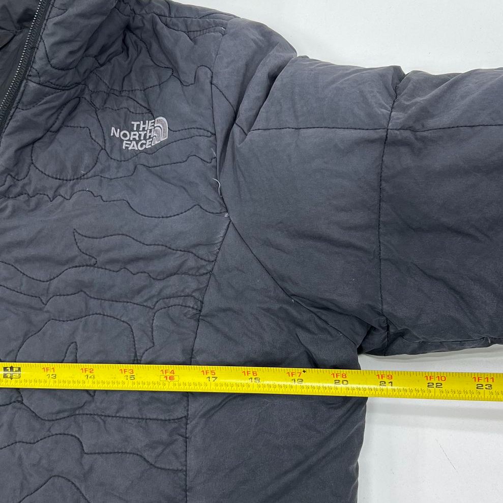 The North Face 550 Fill Down Faded Black Hooded Puffer Jacket Womens M