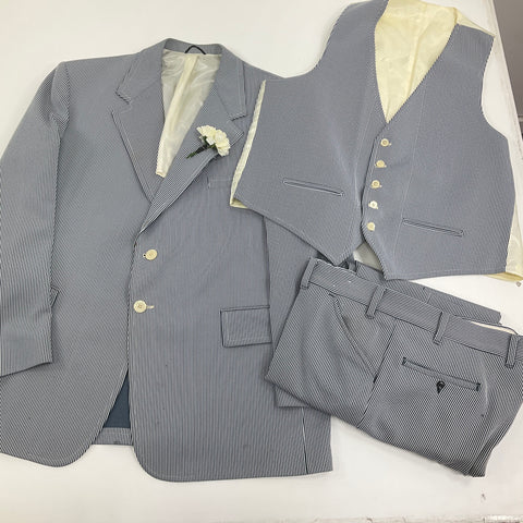 JC Penney Men's Blue & White Stripe 3 Piece Polyester Suit Size XL Vintage 70s