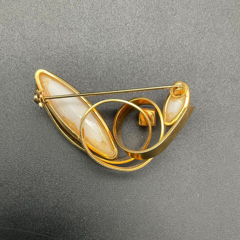 Vintage Mid Century Gold Tone Milk Glass Abstract Brooch & Earrings Demi Parure