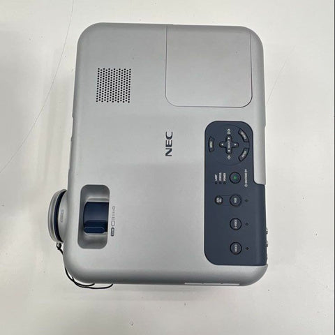 Vintage NEC VT46 LCD Projector 800x600 SVGA Portable w/ Carrying Case Bag