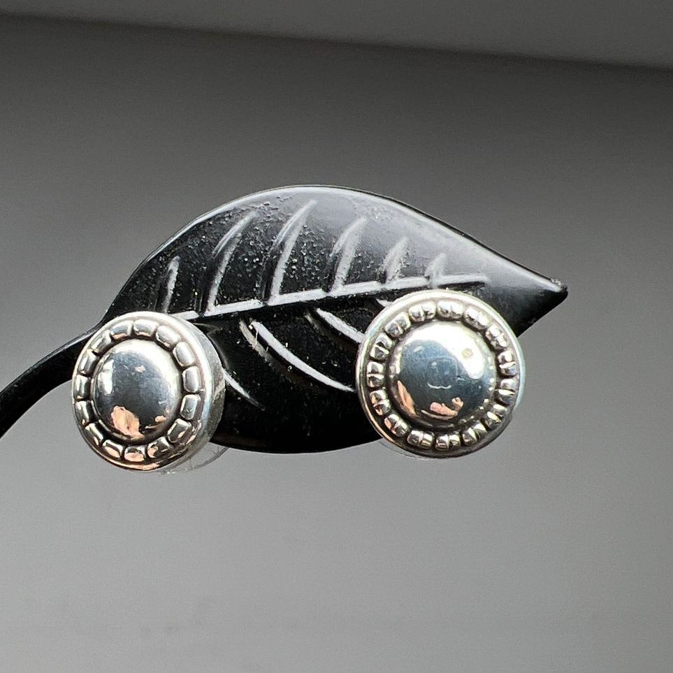 Sterling Silver Button Earrings 3.5g