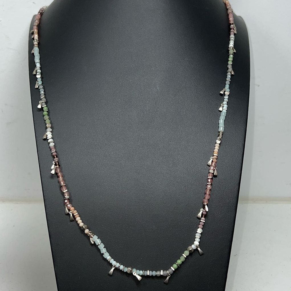 Stella & Dot Multifaceted Beaded Necklace