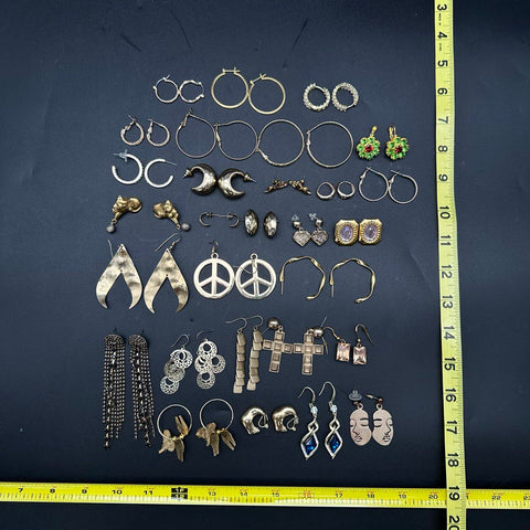 Vintage & Modern Costume Jewelry Lot 30+ Pairs Earrings Hoops Drops Studs