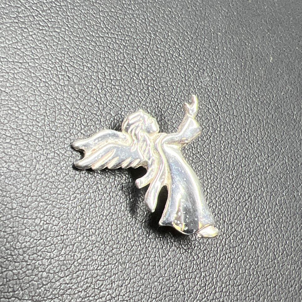Small 925 Sterling Silver Angel Pin 2.12g