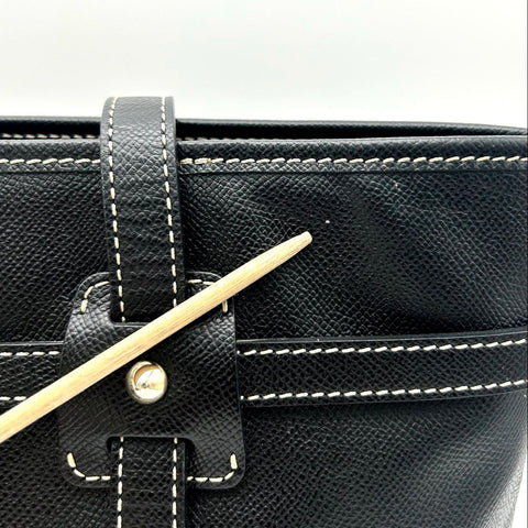 Dooney & Bourke Black Textured Leather Tote Bag Contrast Stitching Red Lining