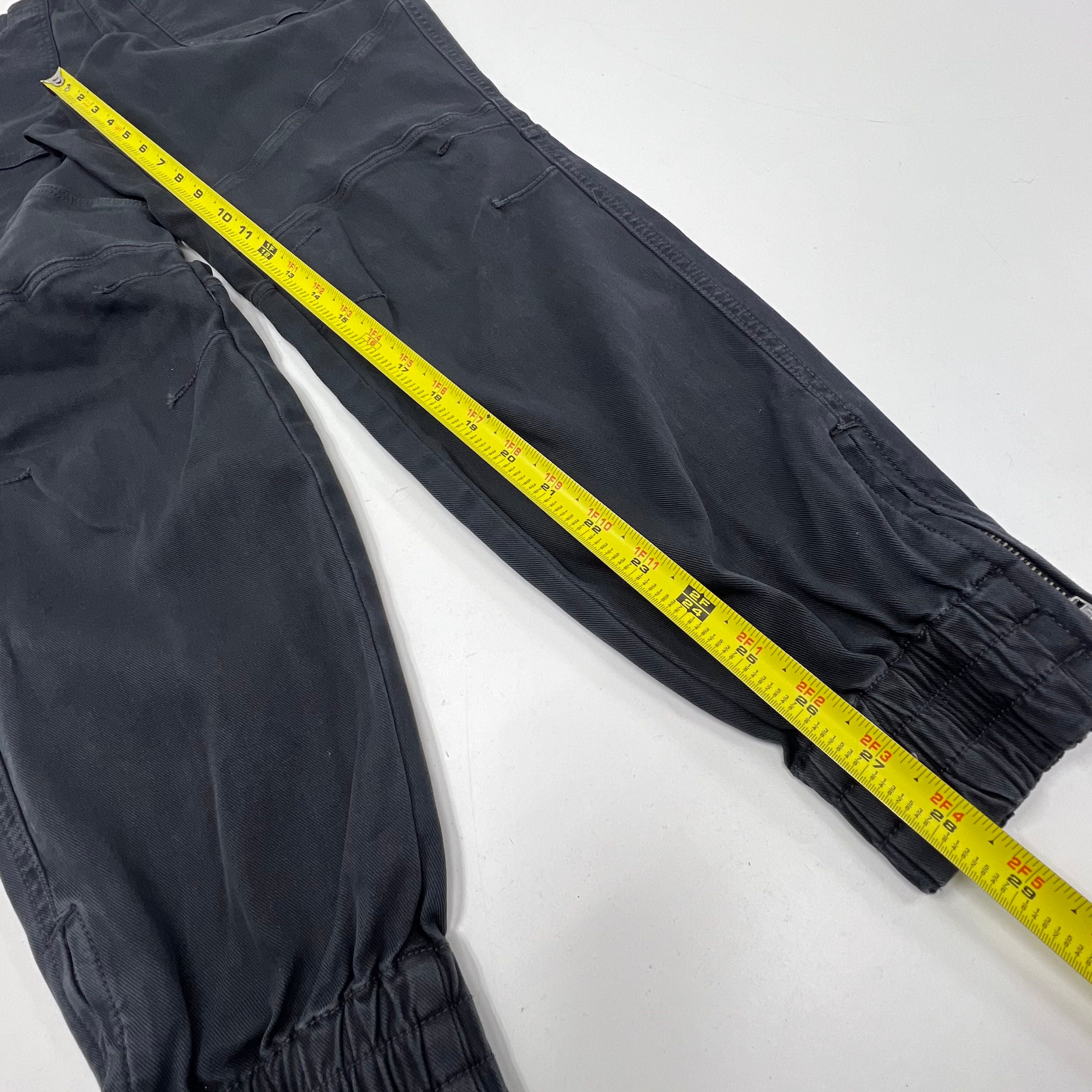NWT Spanx Stretch Twill Cargo Jogger Washed Black Pant Size Medium