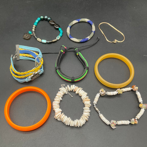 Mixed Bracelet Lot of 22 Boho Beaded Enamel Bangles Shell Rhinestone Gold Tone