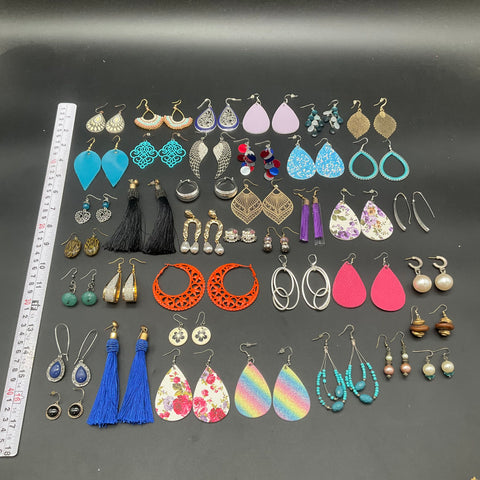 Fashion Costume Jewelry Lot of 38 Pairs Earrings Boho Tassel Hoop Floral Mixed