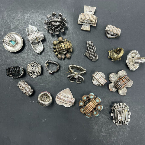 Lot of 23 Costume Jewelry Stretch Rings Rhinestone Faux Turquoise Heart Flower
