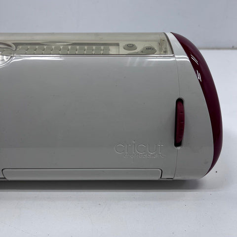 Cricut Expression Electronic Cutting Machine w/ 6 Cartridges CREX001 Powers On