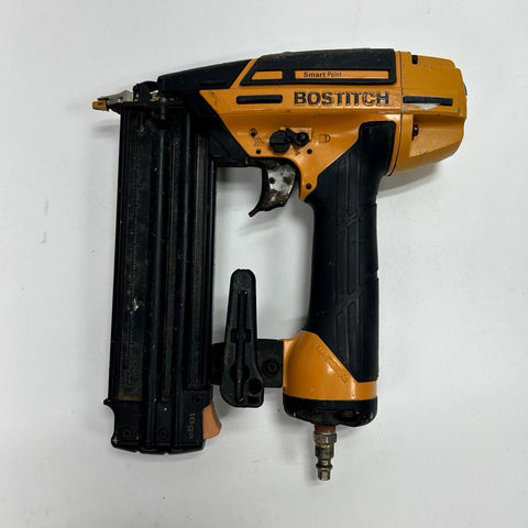 Bostitch BTFP12233 18 Gauge Brad Nailer Smart Point Magnesium Pneumatic