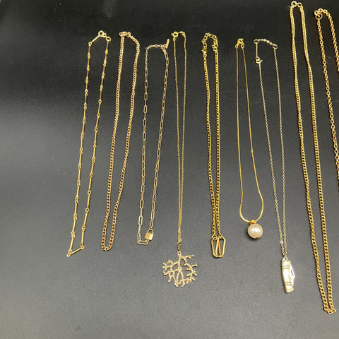 Vintage to Modern Mixed Costume Jewelry Necklace Lot 15 Pieces Gold Tone
