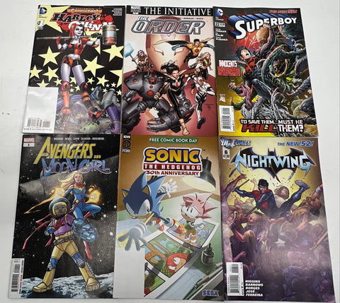 Comic Book Lot Marvel DC Image Modern Age Superhero Approximately 25 Comics