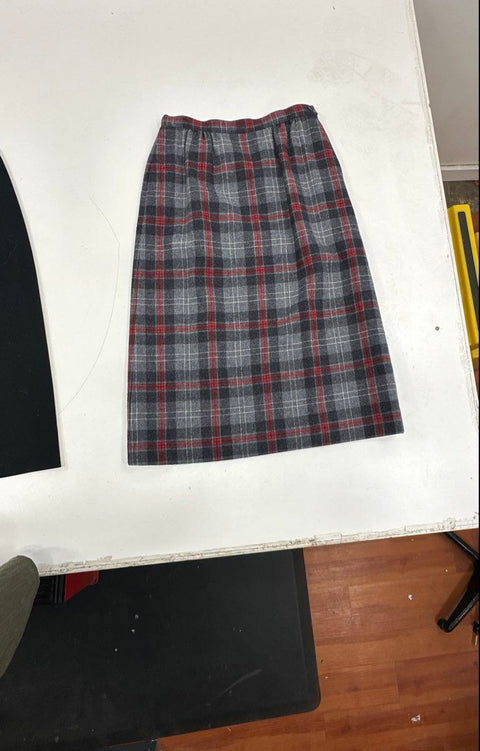 Vintage Pendleton Women's Wool Skirt Lot 3pc Plaid Tartan Solid Black Sz 8