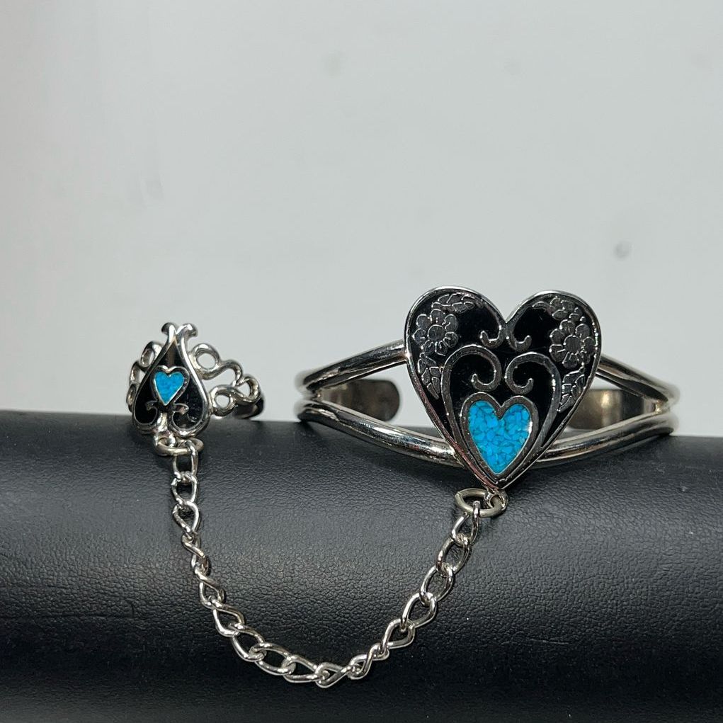 Silver Tone Turquoise Chip Heart Slave Bracelet Ring