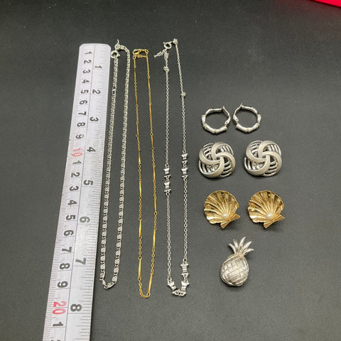 Vintage Crown Trifari Costume Jewelry Lot Necklaces Clip-On Earrings Brooch 10pc