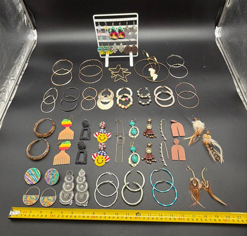 Vintage to Modern Mixed Fashion Earrings Lot 1 lb Hoops Dangles Novelty Pieces