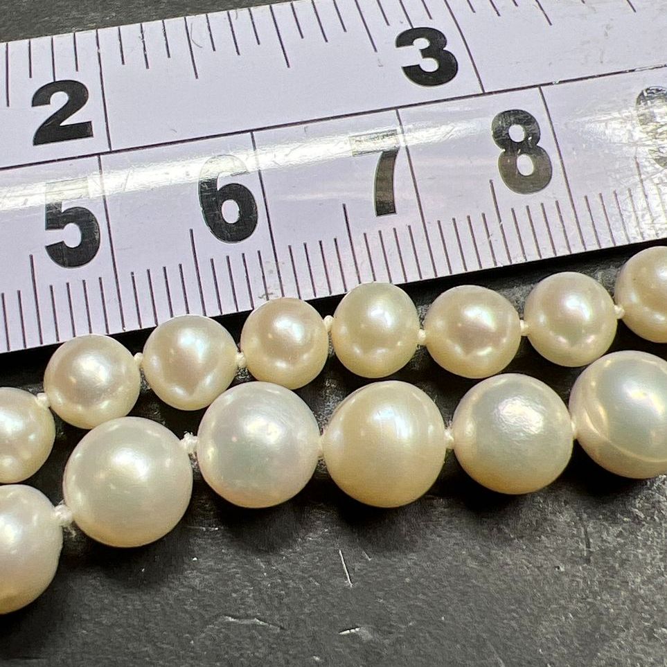 Off Pearl Necklace and Bracelet Set