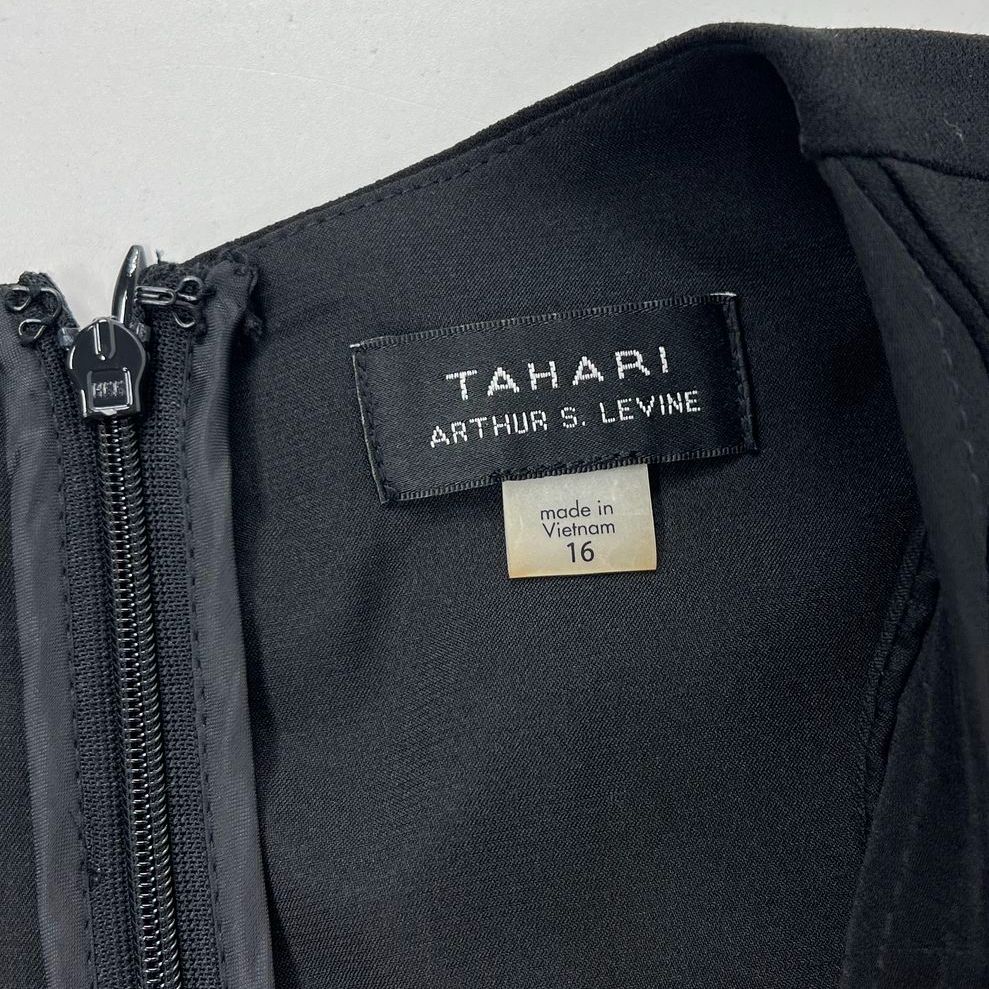 Tahari Black NWT Wide Leg Sleeveless Belted Jumpsuit Women's Size 16