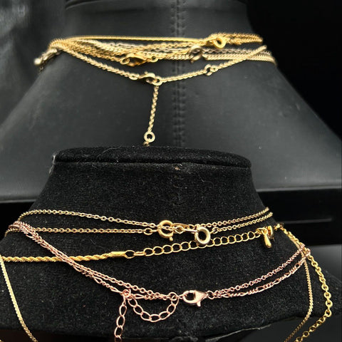 Mixed Costume Jewelry Lot 12 Necklaces Gold Tone Silver Tone Heart Cross