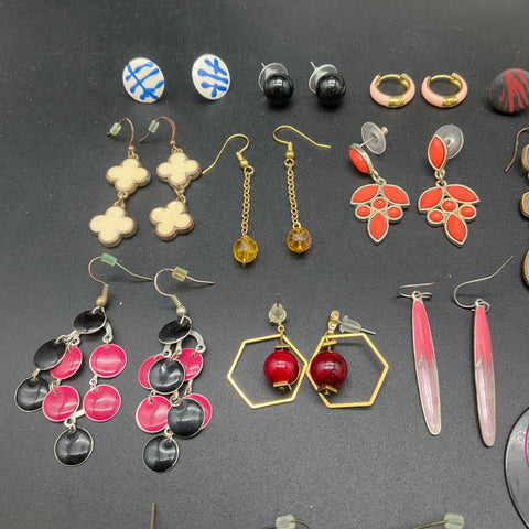Vintage & Modern Costume Jewelry Lot 50+ Pairs Earrings Tassel Hoop Rhinestone