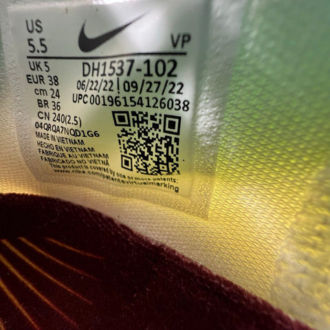 Nike Cosmic Unity 2 Sisterhood Coconut Milk Basketball Shoes Womens Size 5.5 COA