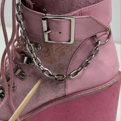 Sugar Thrillz Pink Lace Platform Wedge Combat Boots Spiked Chain Size 7