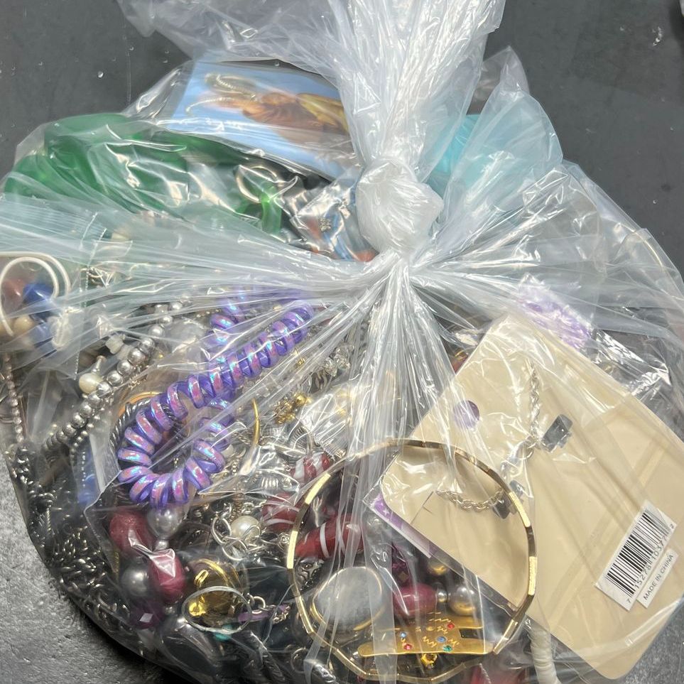 5 Lbs Costume Jewelry Grab Bag