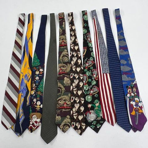 Lot of 10 Men's Neckties Vintage 90s Disney Looney Tunes Peanuts Tabasco