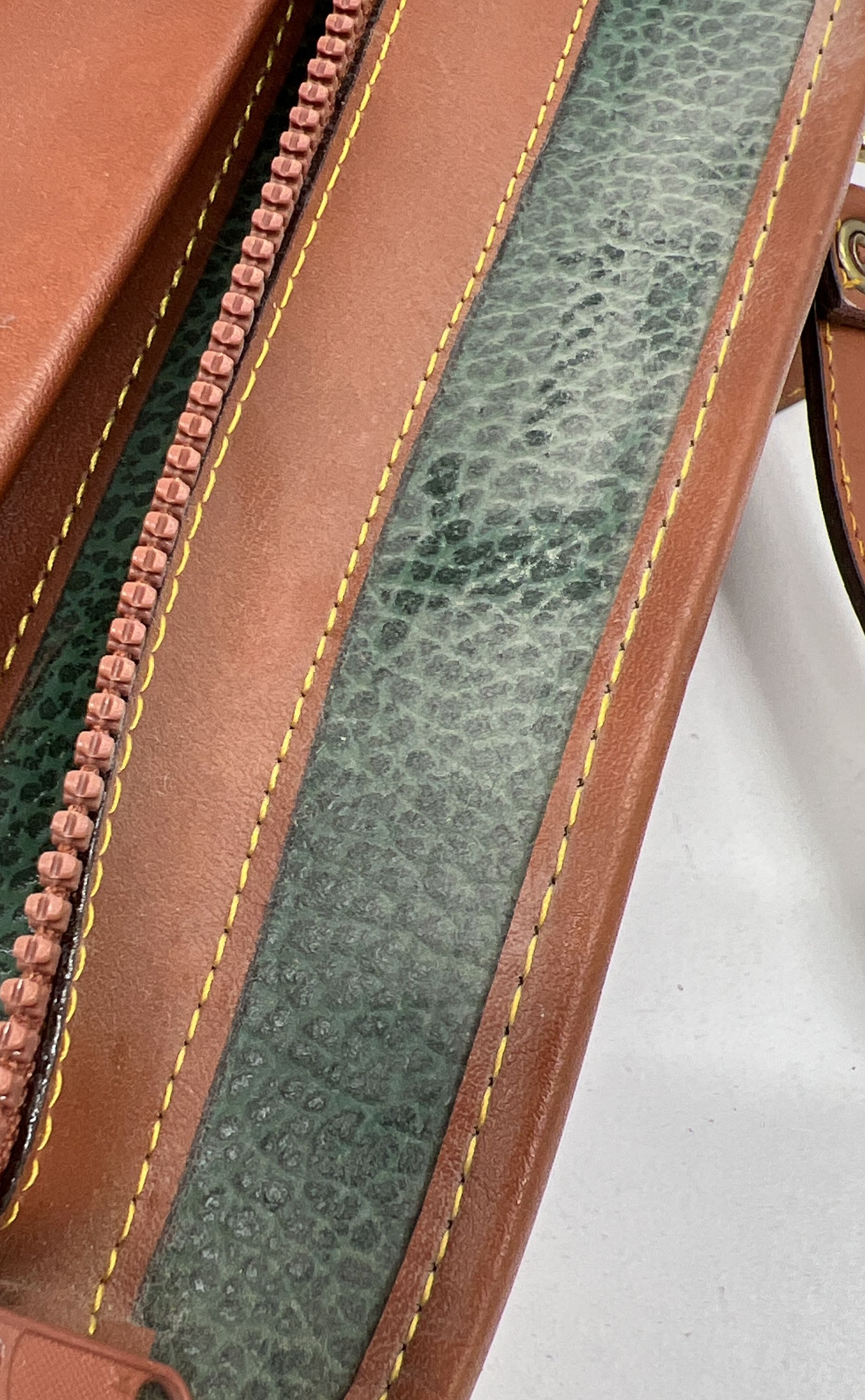 Vintage 80s Dooney & Bourke Green All Weather Leather Messenger Satchel Bag