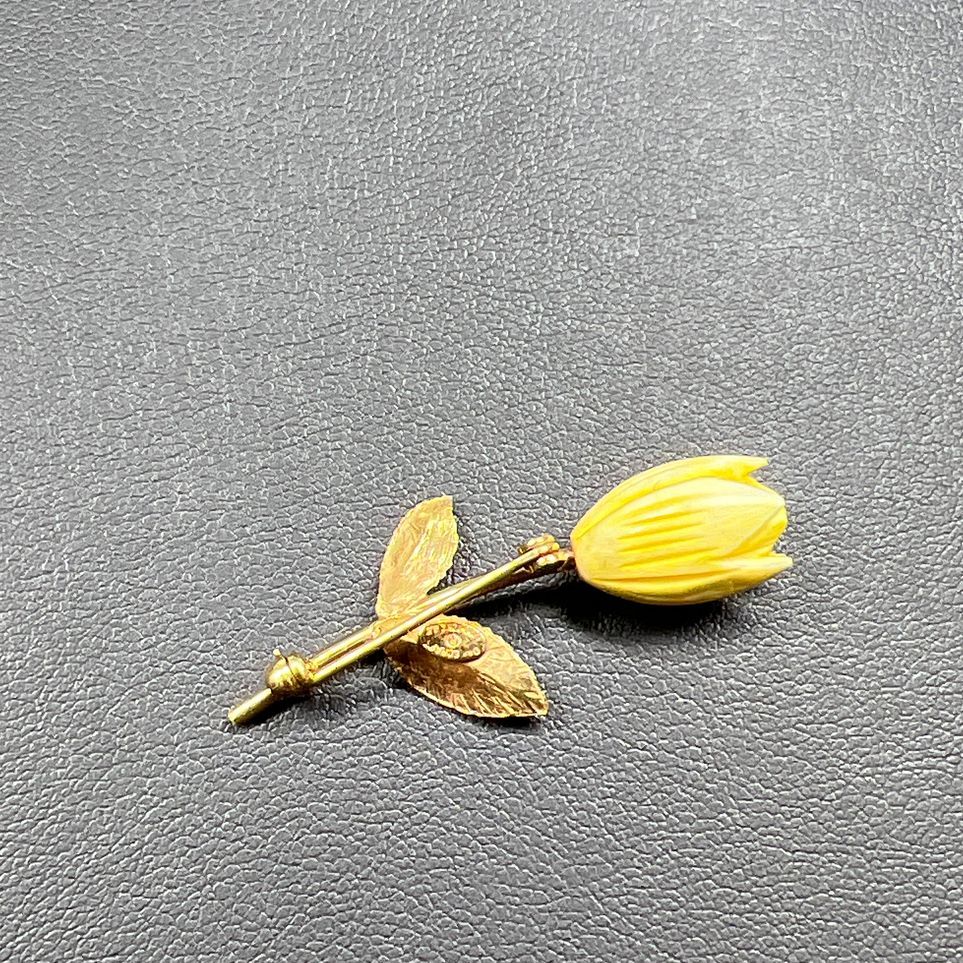 Danecraft 1/20 12K Gold Filled Yellow Flower Bud Brooch 2.79g