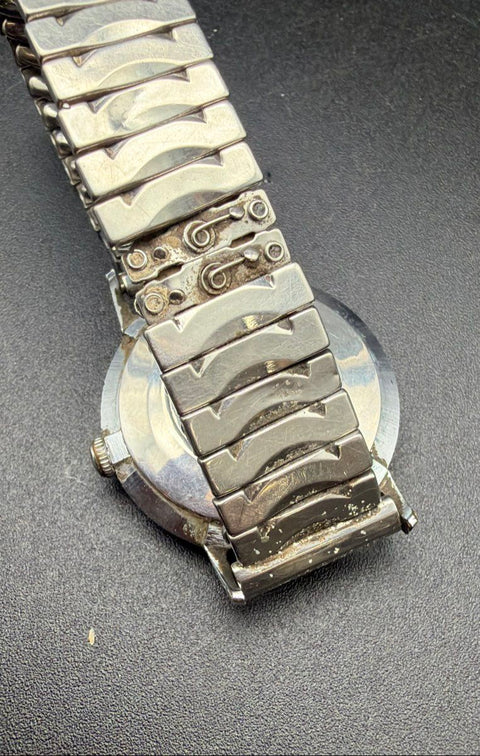 Vintage Mid-Century Timex Watches Lot of 3 Silver Gold Tone