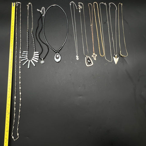 Vintage to Modern Mixed Costume Jewelry Necklace Lot 10pc Gold Silver Tone