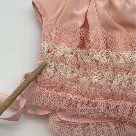 Vintage 60s Gordon Girls Pink Cardigan & Bonnet Set Floral Embroidered Sz 11