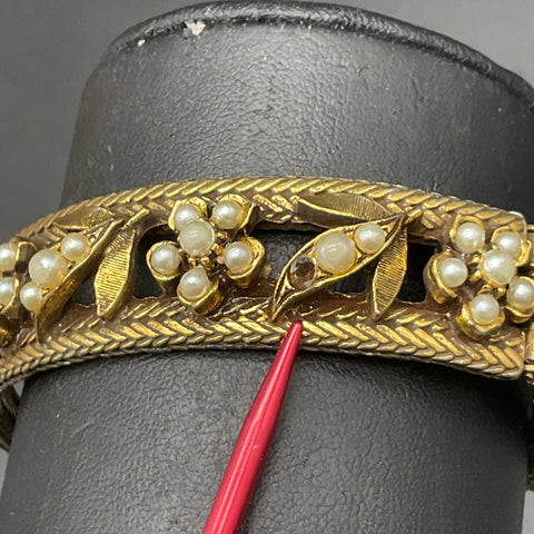 Vintage Florenza Gold Tone Faux Pearl Hinged Bangle Bracelet Floral 7"