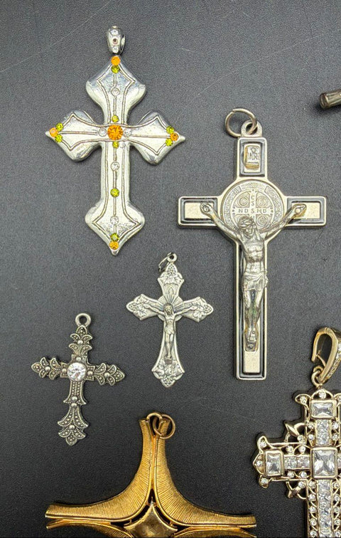 Mixed Cross and Crucifix Pendant Jewelry Lot 15 Pieces Vintage to Modern