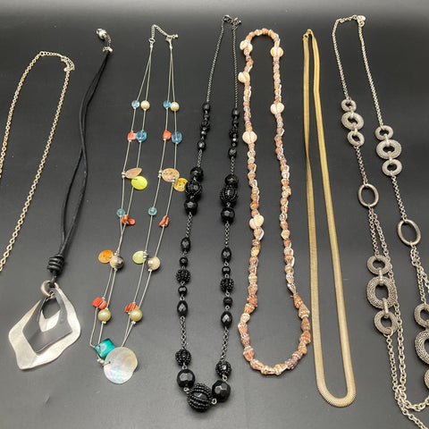 Fashion Jewelry Lot of 7 Necklaces Shell Beads Gold & Silver Tone Pendants