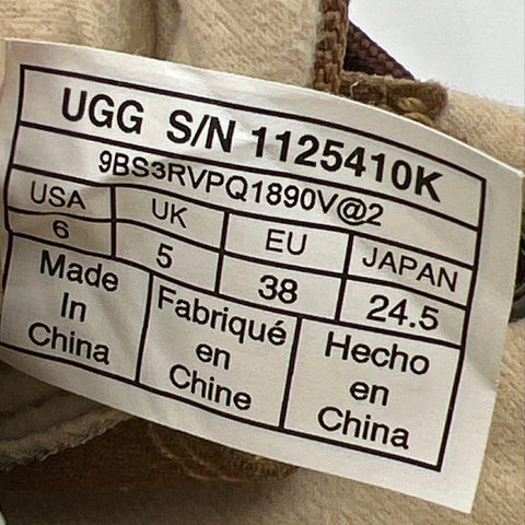 UGG Highland Heritage Chestnut Suede Chukka Sneakers Youth Size 6