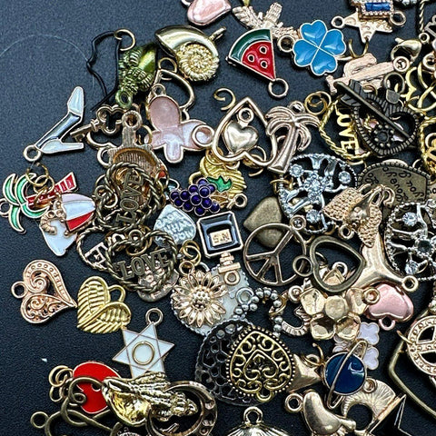 Jewelry Making Lot Enamel & Metal Charms Spool Gold Tone Chain Charm Me