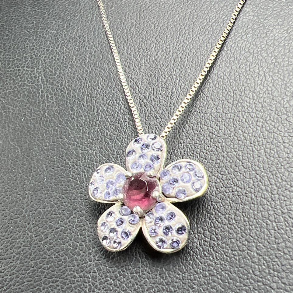 925 Sterling Silver Purple Rhinestone Flower Pendant Necklace